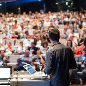 obbligo di ambulanza in caso di eventi come congressi, assemblee